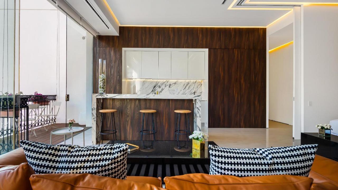 Pier 57 - 709 Stunning View 2 Bedroom Romantic Zone